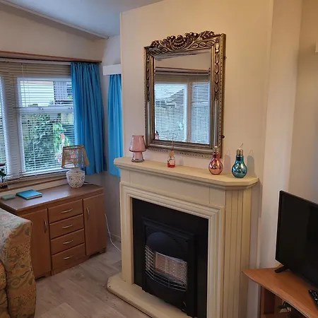 Gezellig Op De Veluwe Met Omheinde Tuin شاليه *