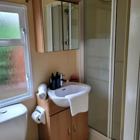 Chalet Gezellig Op De Veluwe Met Omheinde Tuin Hoenderloo